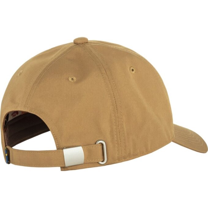 Cappellino classico con stemma Cappellino classico con stemma